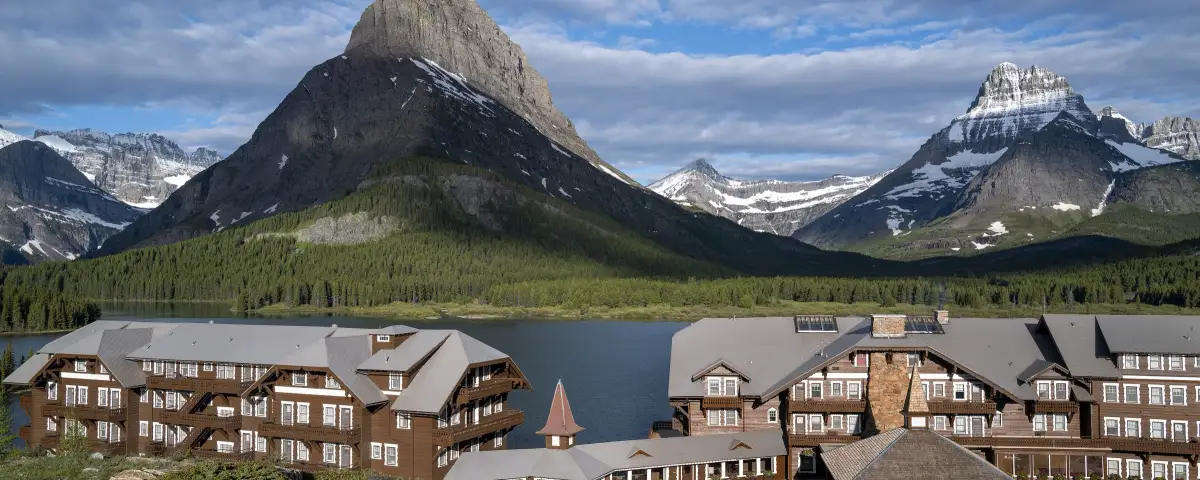 National Park Lodge Jobs With Housing: Who Hires and How to Apply
